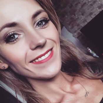 28 jarige vrouw uit Oost-vlaanderen zoekt man. Wil jij een sexdate met Sophies? Maak snel je profiel gratis aan en maak contact!