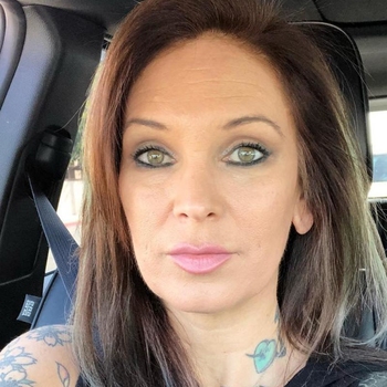 45 jarige vrouw uit Ham zoekt sex