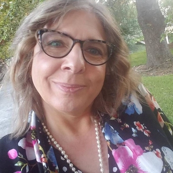 61 jarige vrouw zoekt geile date in Noord-Holland