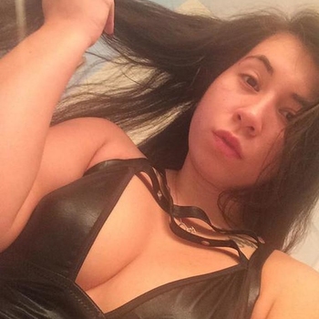 Contact met latex_deboraah, 34 jarige Vrouw uit Zuid-Holland