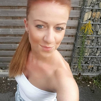 Stephgie (31) uit Waals-Brabant