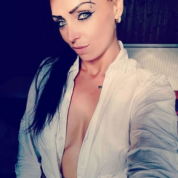 Contact met KinkyKarin, 32 jarige Vrouw uit Noord-Holland