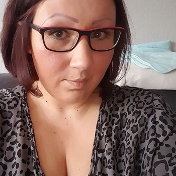 41 jarige vrouw zoekt contact voor sex in Haarlem, Noord-Holland