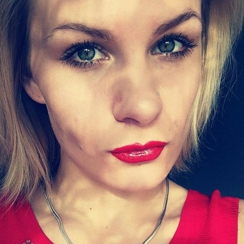 32 jarige vrouw zoekt contact voor sex in Tungelroy, Limburg