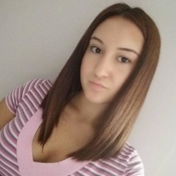 23 jarige vrouw, koperlokje zoekt nu contact met mannen in Gelderland voor sex