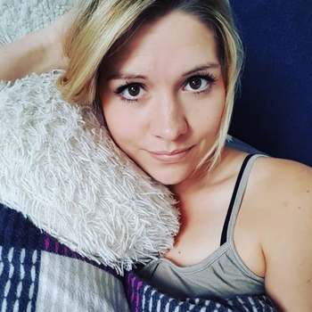 26 jarige vrouw uit Kortessem zoekt sex