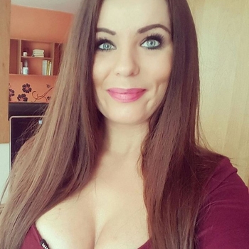 29 jarige vrouw zoekt seksueel contact in Noord-Brabant