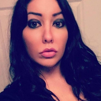 23 jarige Vrouw wilt sexcontact
