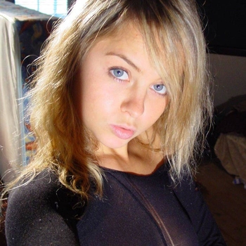 Contact met BlondeMarieke, 27 jarige Vrouw uit Noord-Brabant