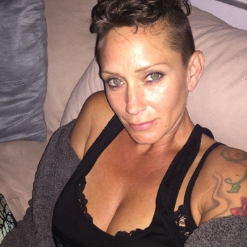 42 jarige Vrouw wilt sexcontact