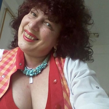 60 jarige vrouw, OldieElane zoekt sexcontact met man in Friesland