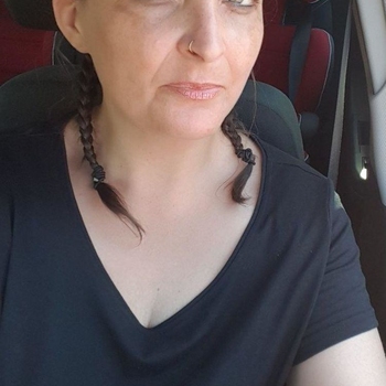 54 jarige vrouw, Bonny zoekt sexcontact met man in Limburg