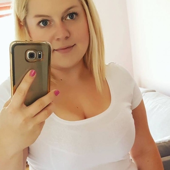 Pugsley, vrouw (29 jaar) wilt contact in Flevoland