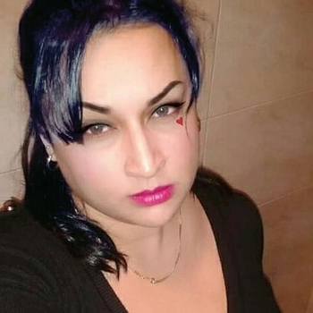 29 jarige vrouw, Valaria zoekt nu contact met mannen in Gelderland voor sex