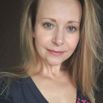 Margalene, vrouw 44 jaar zoekt sex in Zuid-Holland