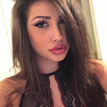 Lirahh (23) uit Noord-Holland