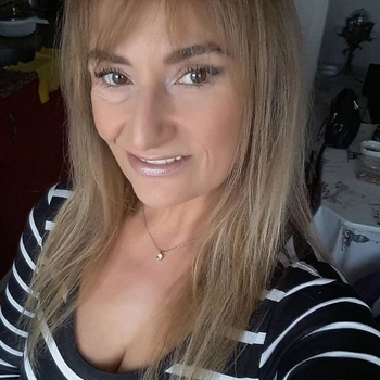 52 jarige Vrouw uit Lutjebroek wilt sex