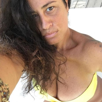 Katiana (42) uit Vlaams-Limburg