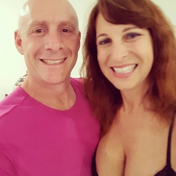 46 jarige Stel uit Eindhoven wilt sex