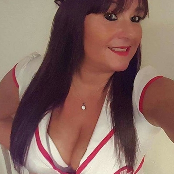 Tieni (44) uit Noord-Holland