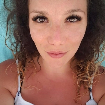 Nikkitta (36) uit Graven (Waals-Brabant) wilt afspreken voor sex