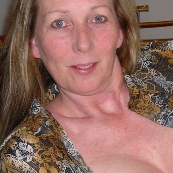59 jarige vrouw zoekt seksueel contact in Noord-Brabant