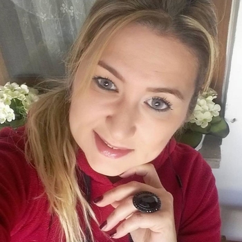 Moessie, vrouw (35 jaar) wilt contact in Flevoland