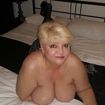 59 jarige vrouw uit Noord-Holland zoekt man. Wil jij een sexdate met Hettiko? Maak snel je profiel gratis aan en maak contact!