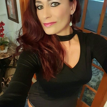 Giselle (58) uit Cadzand (Zeeland) wilt afspreken voor sex