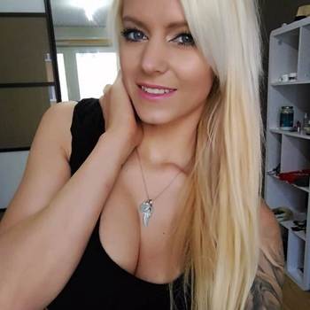 Contact met LollipopXX, 29 jarige Vrouw uit Noord-Holland